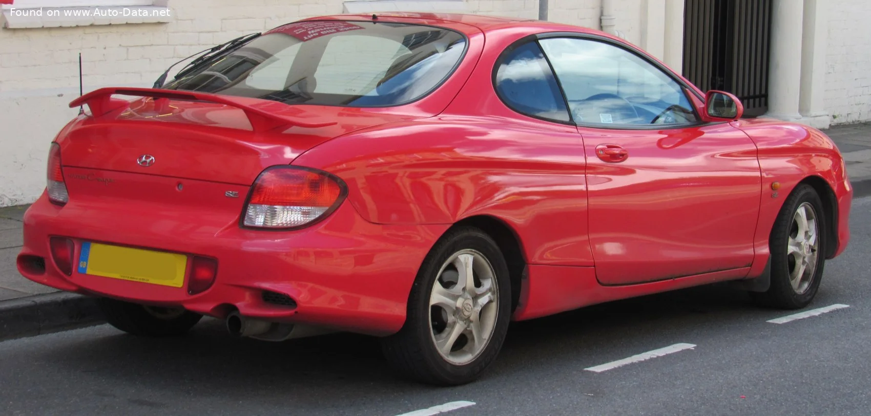 Hyundai Coupe 1.6 16V (114 Hp)1999 - 2001 thumbnail 4