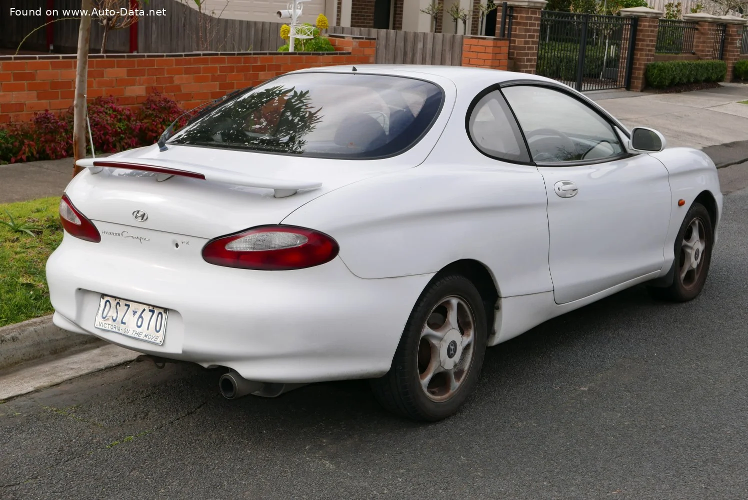 Hyundai Coupe 1.6 i 16V (114 Hp)1996 - 1999 thumbnail 2