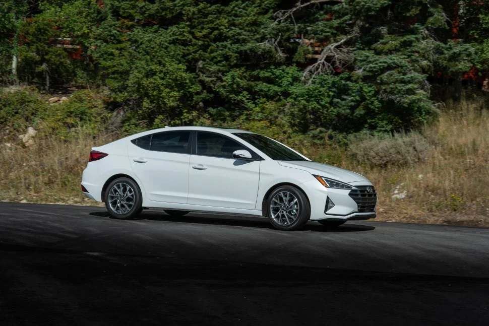 Hyundai Elantra 1.4 Turbo GDI (128 Hp) DCT2018 - 2020 thumbnail 2