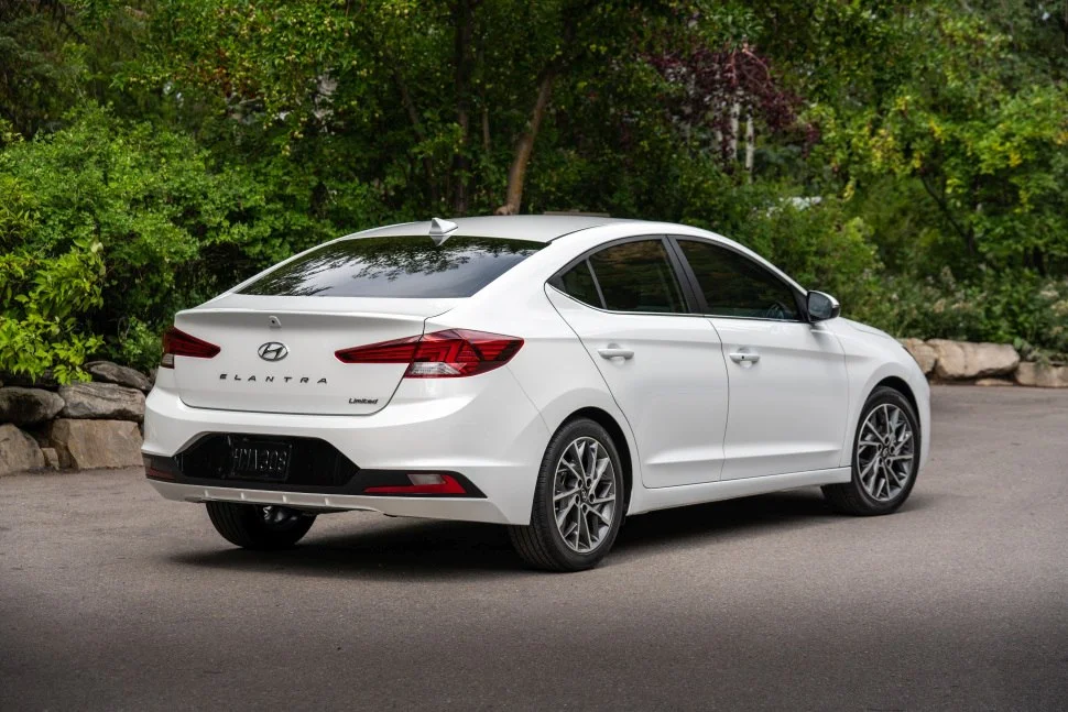 Hyundai Elantra 1.4 Turbo GDI (128 Hp) DCT2018 - 2020 thumbnail 3