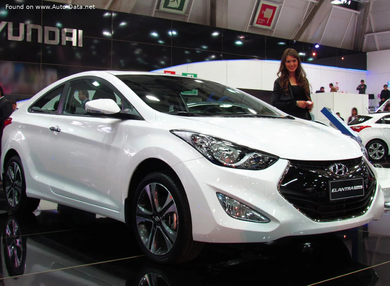 Hyundai Elantra 1.8 (148 Hp) Automatic2012 - 2013 - 1