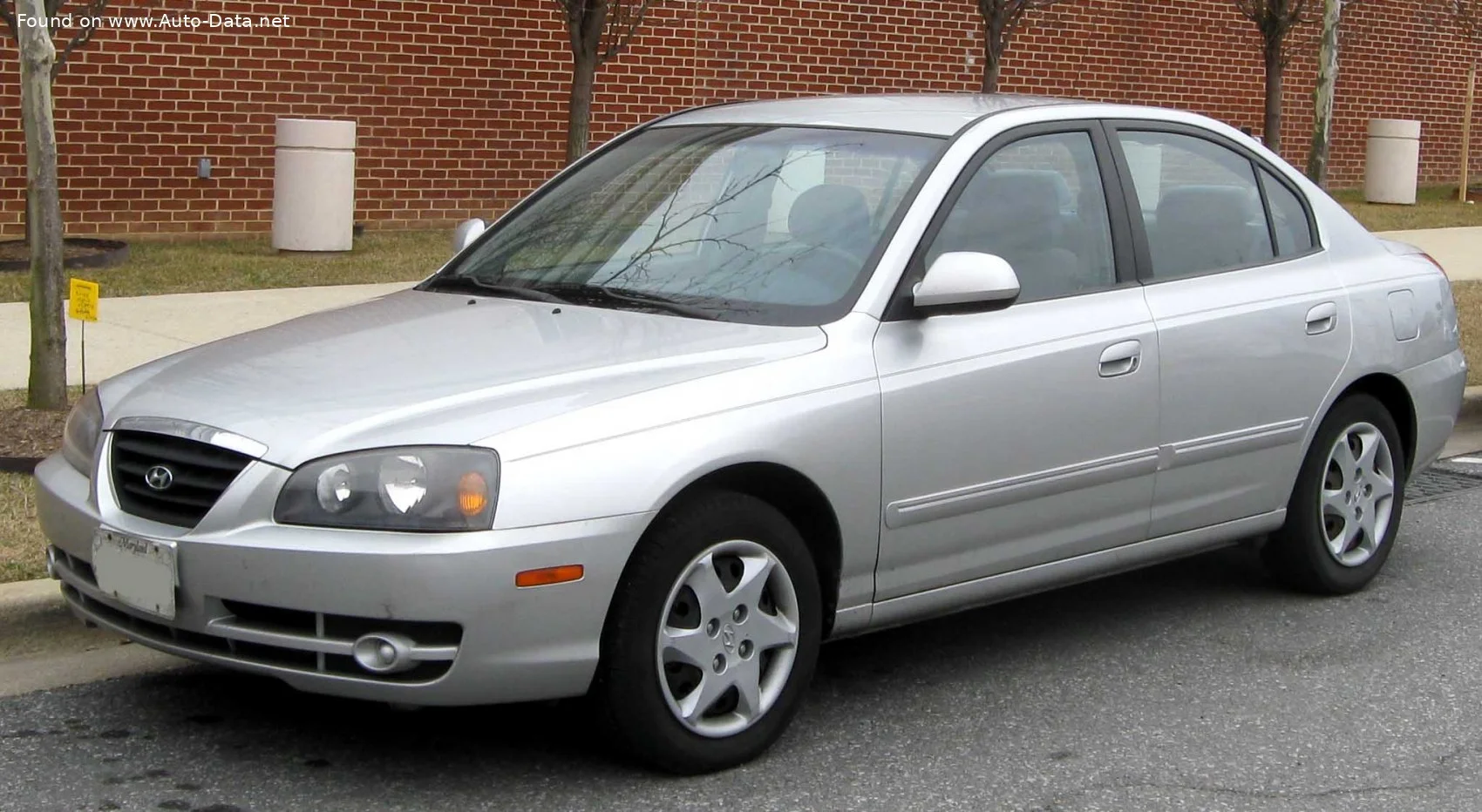 Hyundai Elantra 1.6 (107 Hp)2001 - 2006 - 1