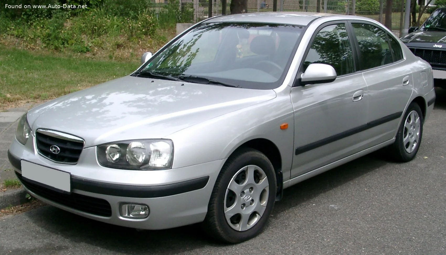 Hyundai Elantra 1.6 (107 Hp)2001 - 2006 thumbnail 2