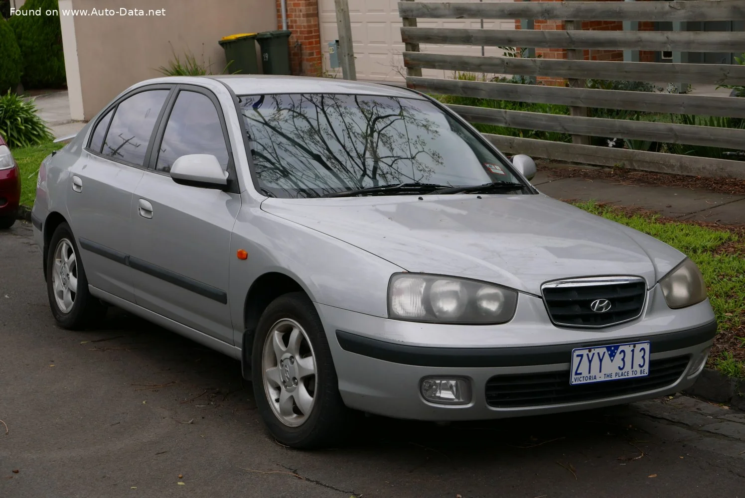 Hyundai Elantra 1.6 (107 Hp)2001 - 2006 thumbnail 4