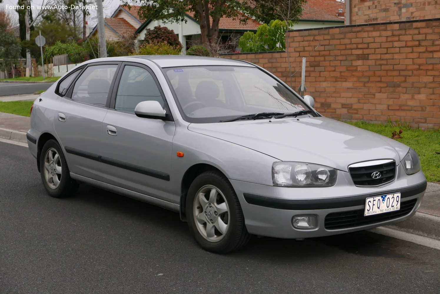 Hyundai Elantra 1.6 (107 Hp)2000 - 2006 - 1