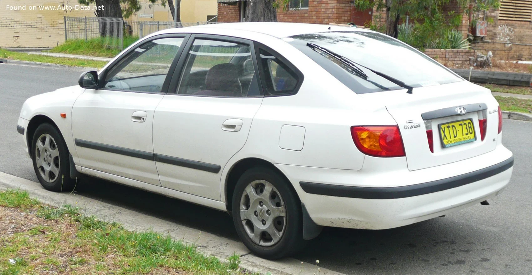 Hyundai Elantra 1.6 (107 Hp)2000 - 2006 thumbnail 6