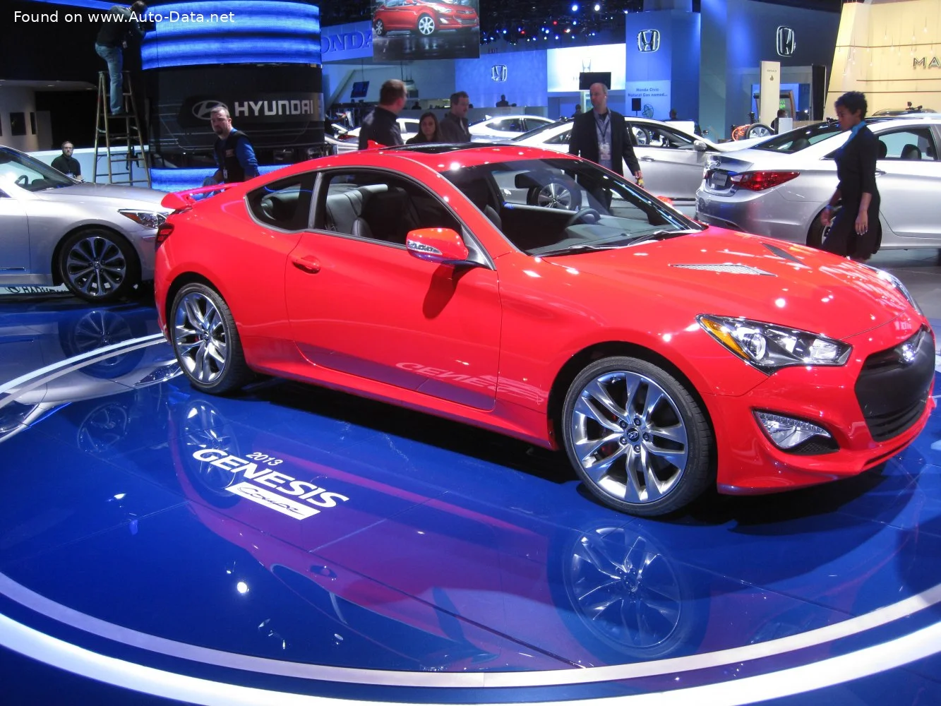 Hyundai Genesis 2.0 TCi (260 Hp)2012 - 2013 thumbnail 3
