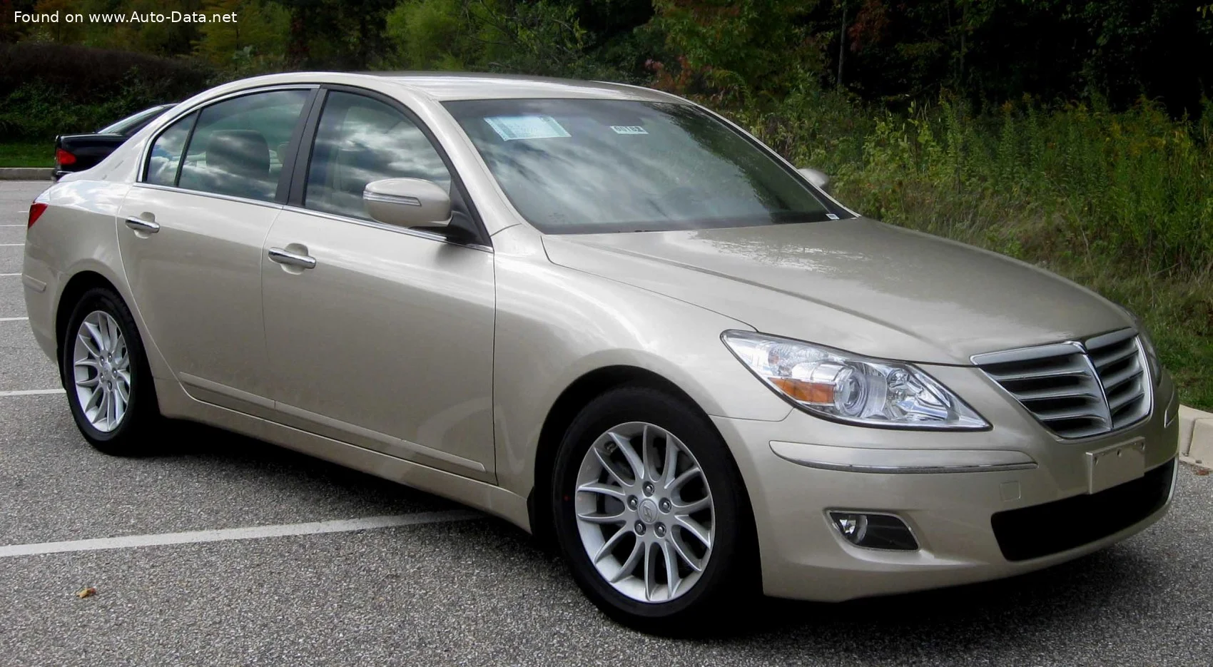 Hyundai Genesis 3.3i V6 24V (262 Hp)2008 - 2013 - 1