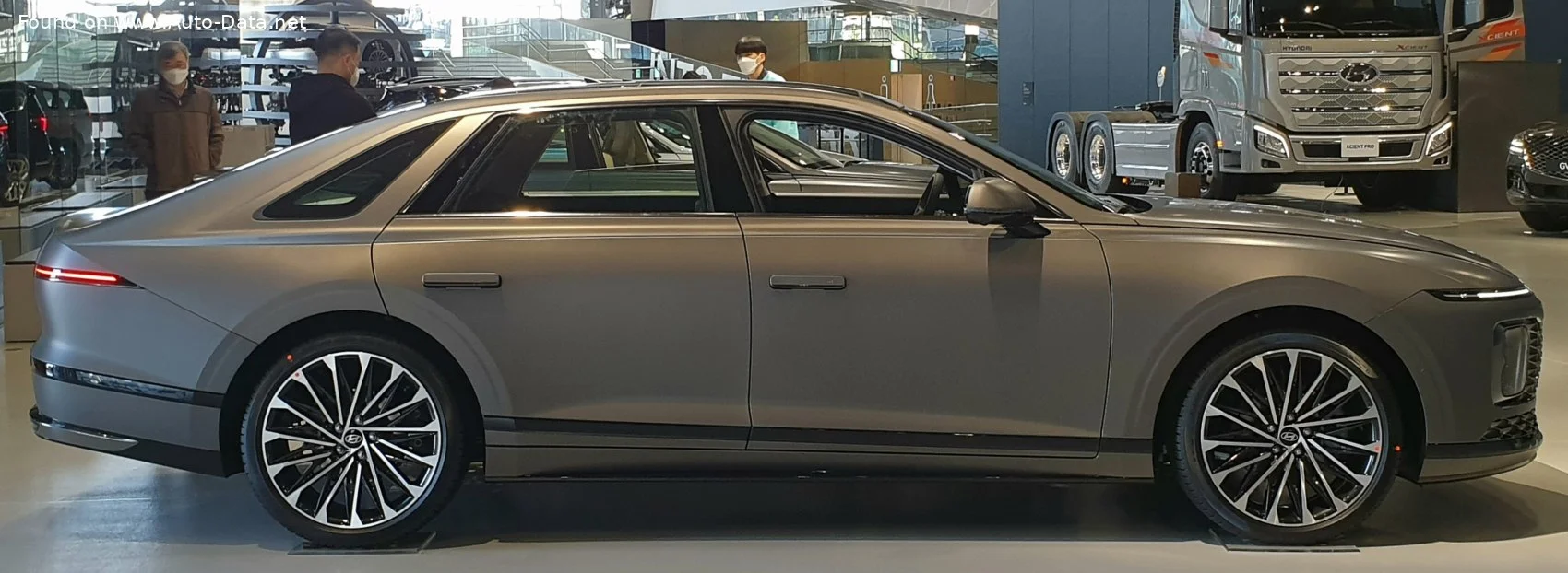 Hyundai Grandeur/Azera 1.6 T-GDi (230 Hp) Hybrid Automatic2022 - thumbnail 2