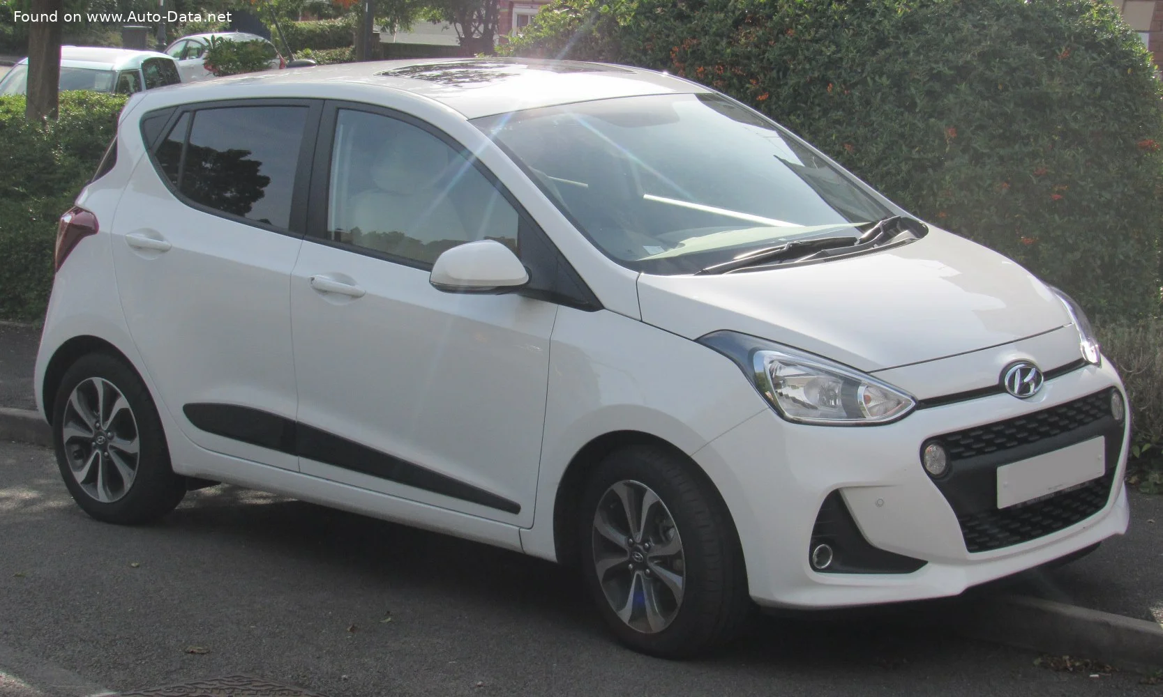 Hyundai i10 1.0 (67 Hp)2016 - 2018 thumbnail 9