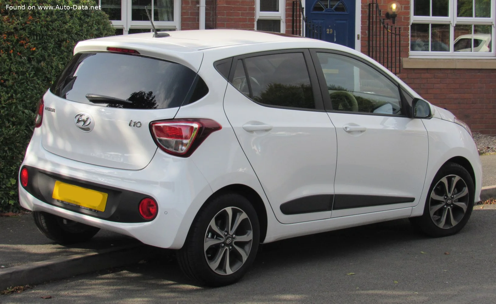 Hyundai i10 1.0 (67 Hp)2016 - 2018 thumbnail 10