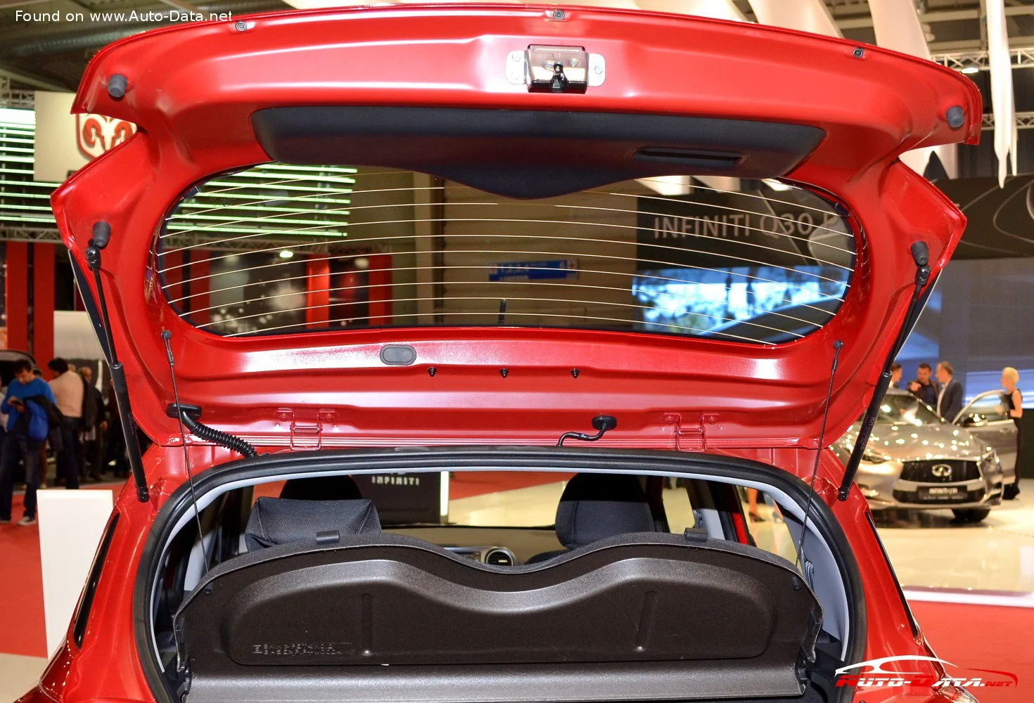 Hyundai i10 1.0 16V (67 Hp)2013 - 2016 thumbnail 3