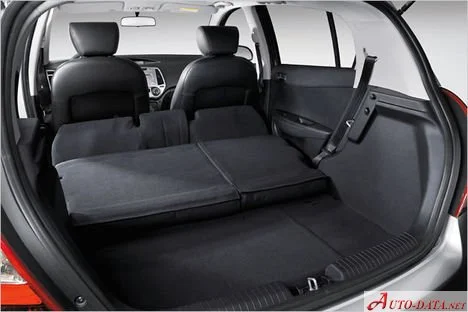 Hyundai i20 1.2 (78 Hp)2009 - 2012 thumbnail 17