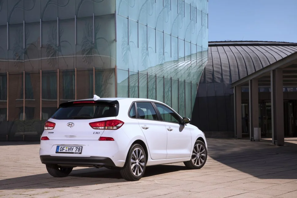 Hyundai i30 1.0 T-GDI (120 Hp)2019 - 2020 thumbnail 2