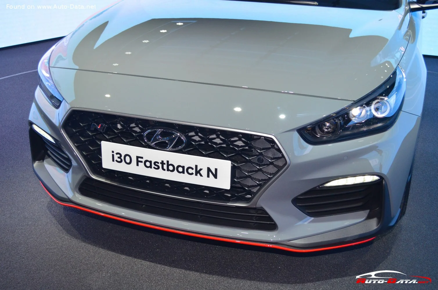 Hyundai i30 1.0 T-GDI (120 Hp)2017 - 2018 thumbnail 11
