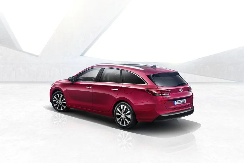 Hyundai i30 1.0 T-GDI (120 Hp)2017 - 2019 thumbnail 2