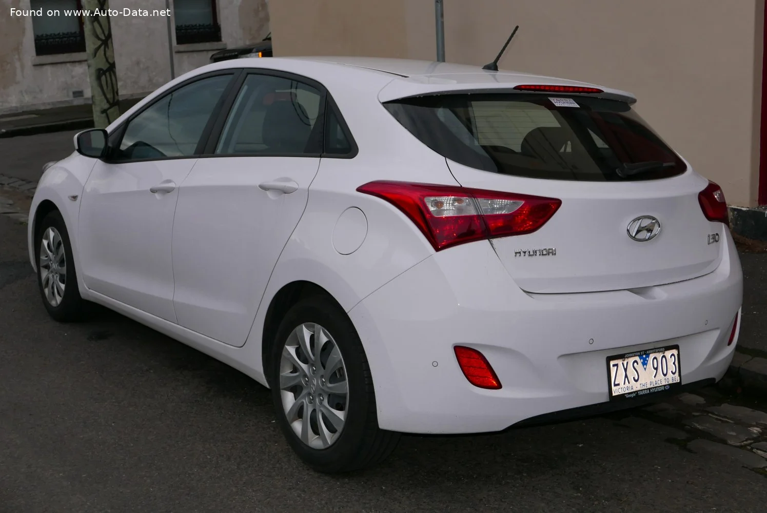 Hyundai i30 1.4 (100 Hp)2012 - 2015 thumbnail 2