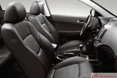 Hyundai i30 1.4 (109 Hp)2008 - 2010 thumbnail 13