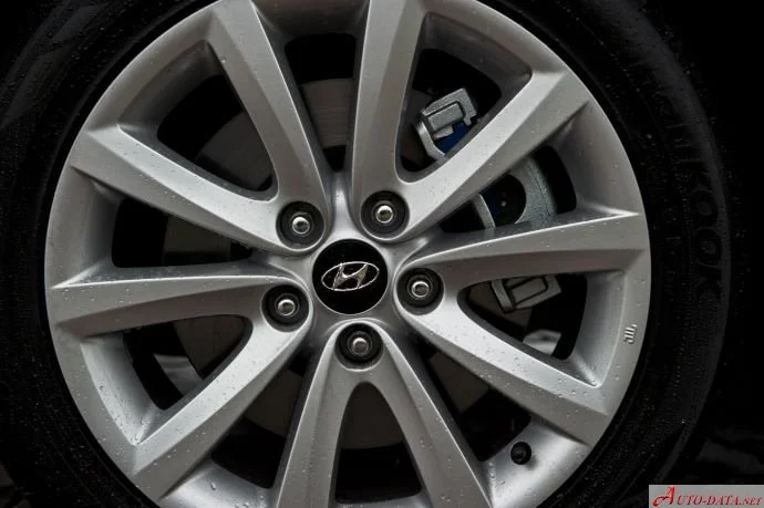 Hyundai i40 1.6 GDI (135 Hp)2011 - 2015 thumbnail 11