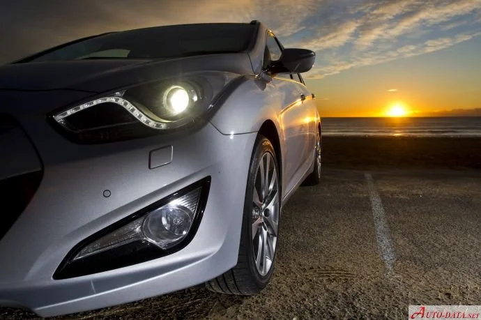 Hyundai i40 1.6 GDI (135 Hp)2011 - 2015 thumbnail 13