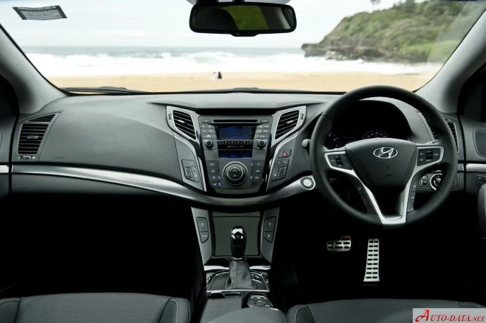 Hyundai i40 1.6 GDI (135 Hp)2011 - 2015 thumbnail 9