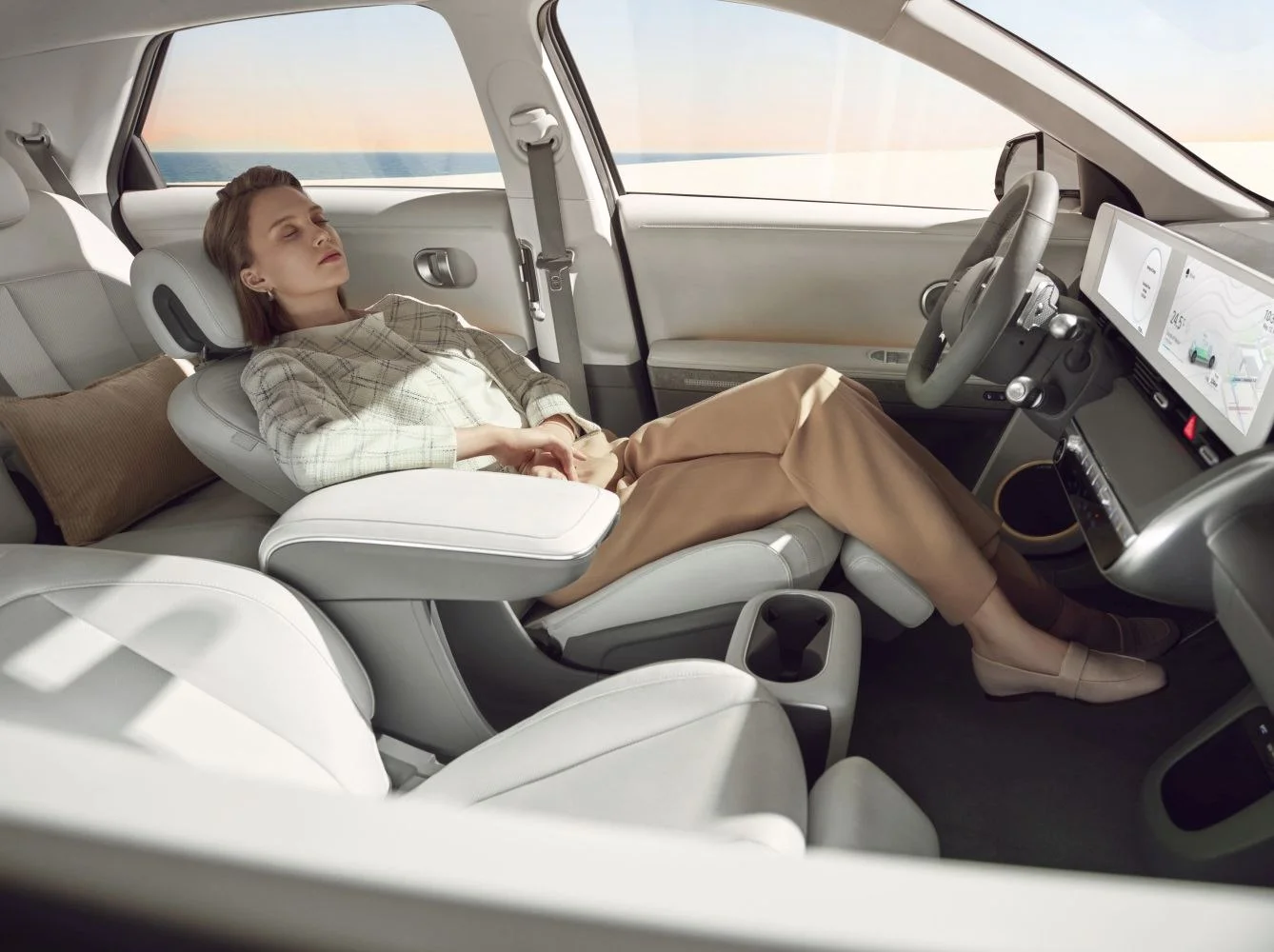 Hyundai IONIQ 5 77.4 kWh (228 Hp) Electric2021 - 2024 thumbnail 16