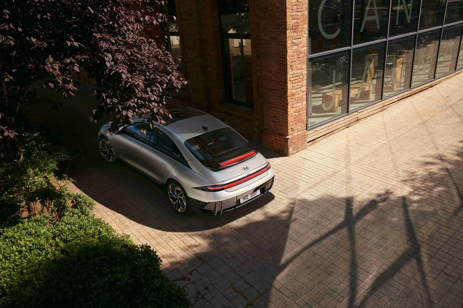 Hyundai IONIQ 6 LongRange 77.4 kWh (229 Hp) BEV2022 - thumbnail 13