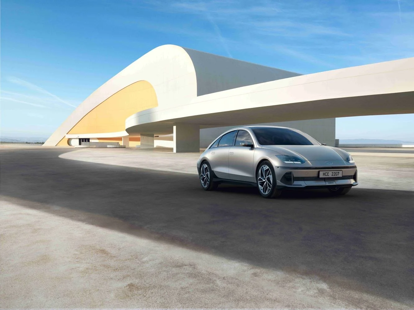 Hyundai IONIQ 6 LongRange 77.4 kWh (229 Hp) BEV2022 - thumbnail 4