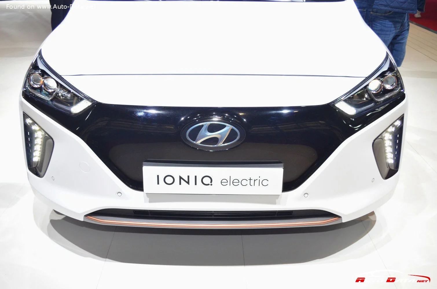 Hyundai IONIQ 1.6 GDI (141 Hp) Hybrid DCT2016 - 2019 thumbnail 11