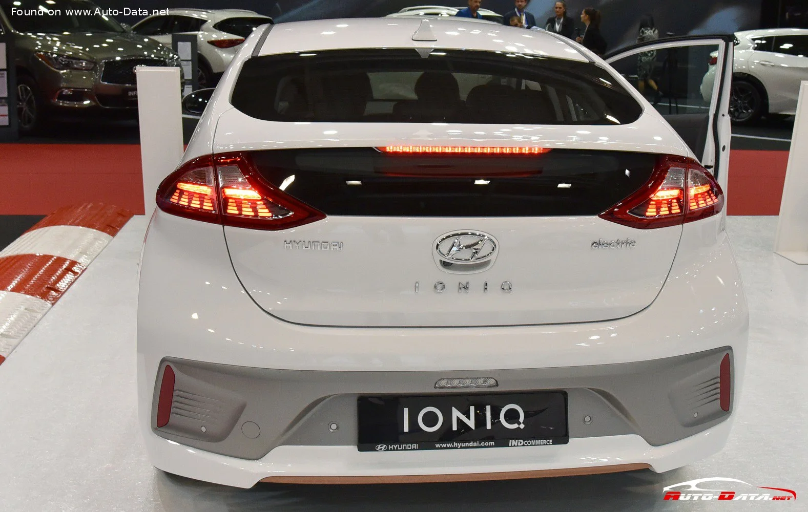 Hyundai IONIQ 1.6 GDI (141 Hp) Hybrid DCT2016 - 2019 thumbnail 3