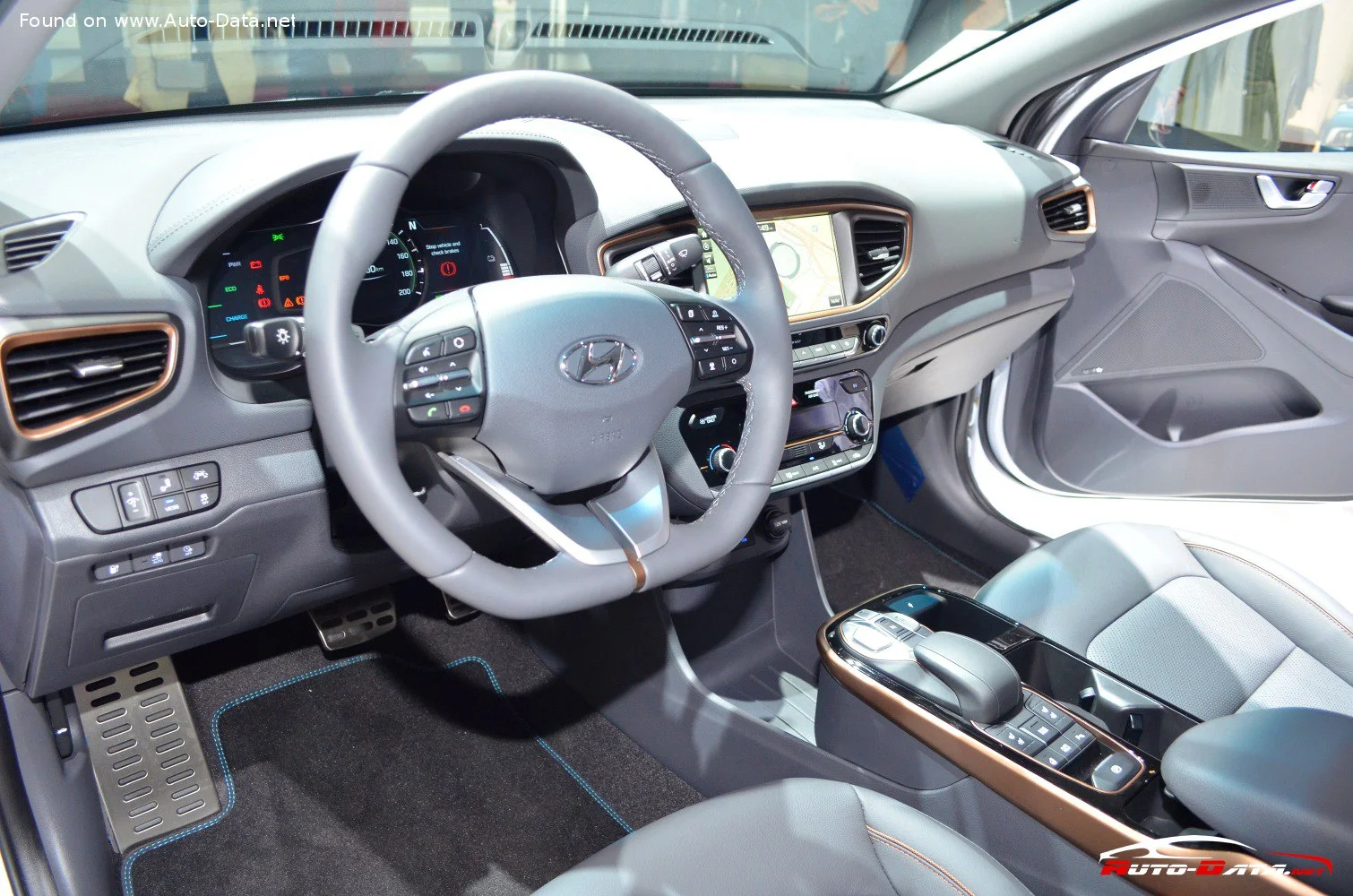 Hyundai IONIQ 1.6 GDI (141 Hp) Hybrid DCT2016 - 2019 thumbnail 5
