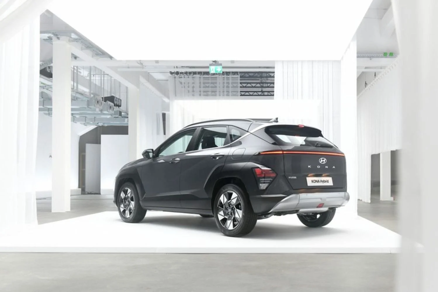 Hyundai Kona 1.0T (120 Hp)2023 - 2024 thumbnail 8
