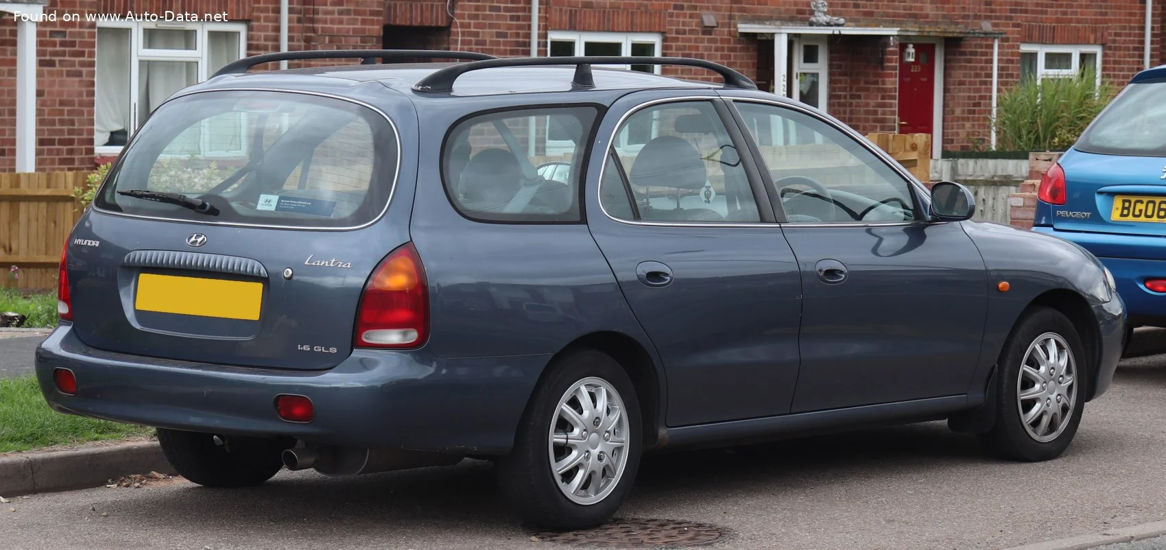 Hyundai Lantra 1.5 12V (88 Hp)1996 - 2000 thumbnail 2