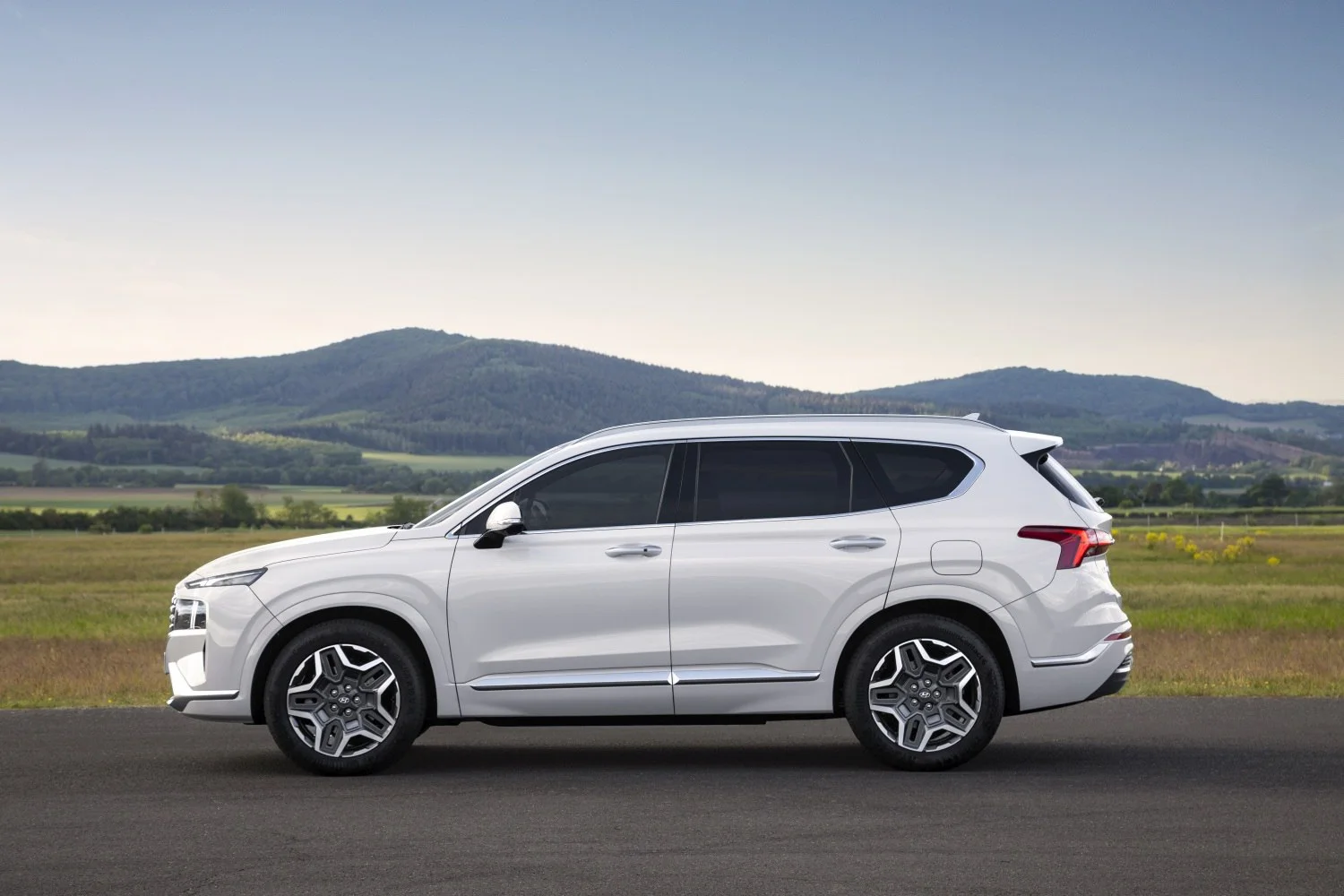 Hyundai Santa Fe 1.6 Smartstream (237 Hp) HEV HTRAC AWD Automatic2020 - 2023 thumbnail 3