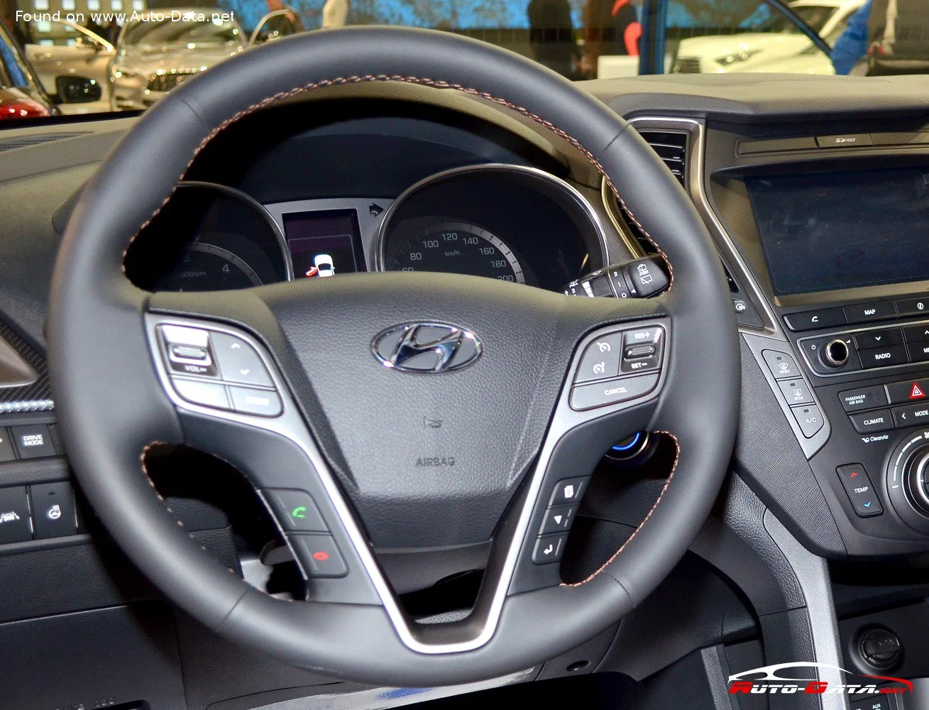 Hyundai Santa Fe 2.0 CRDi (150 Hp)2015 - 2018 thumbnail 9