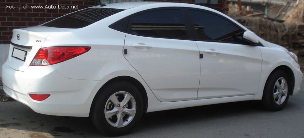 Hyundai Solaris 1.4 MPI (107 Hp)2011 - 2014 thumbnail 2
