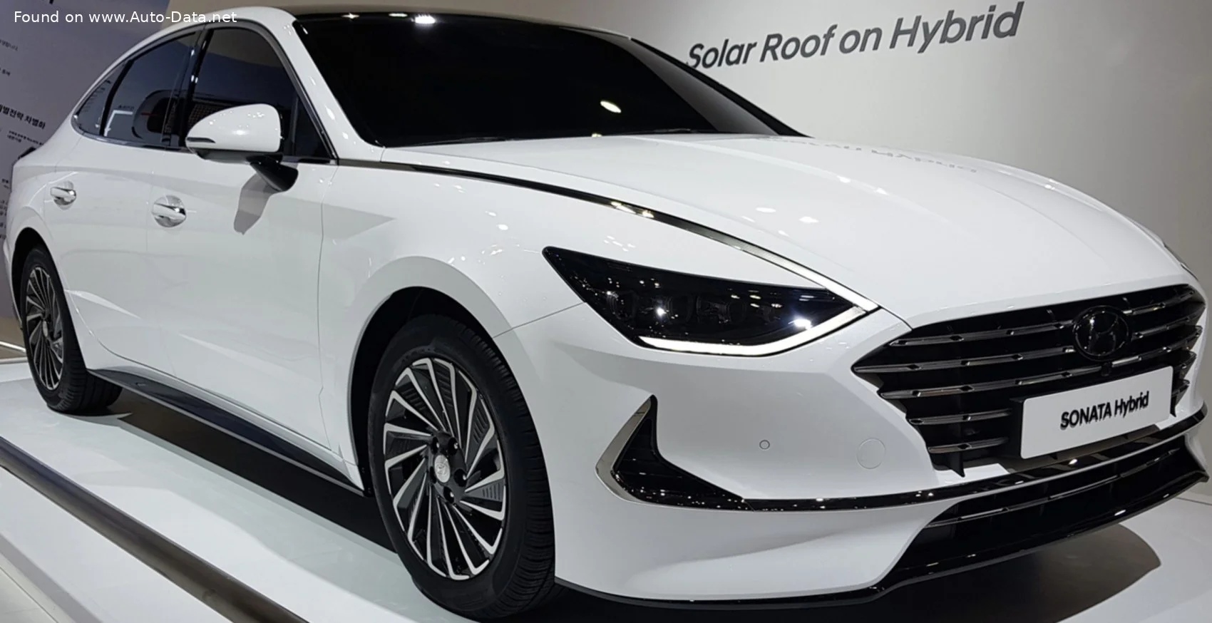 Hyundai Sonata 1.6 T-GDI (180 Hp) Automatic2019 - 2023 thumbnail 13