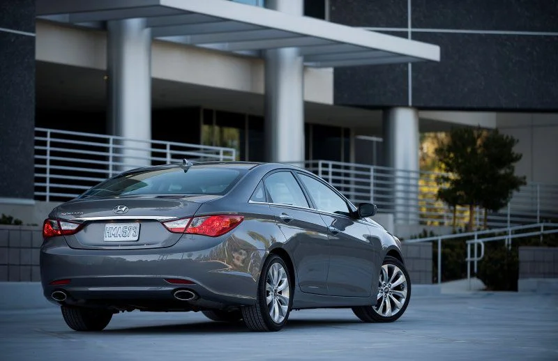 Hyundai Sonata 2.0 (165 Hp)2009 - 2012 thumbnail 2