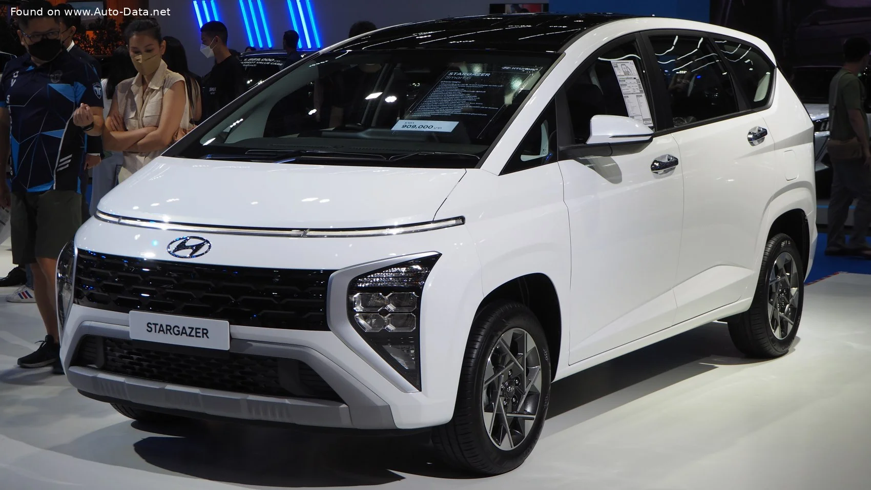 Hyundai Stargazer 1.5 (115 Hp)2022 - - 1