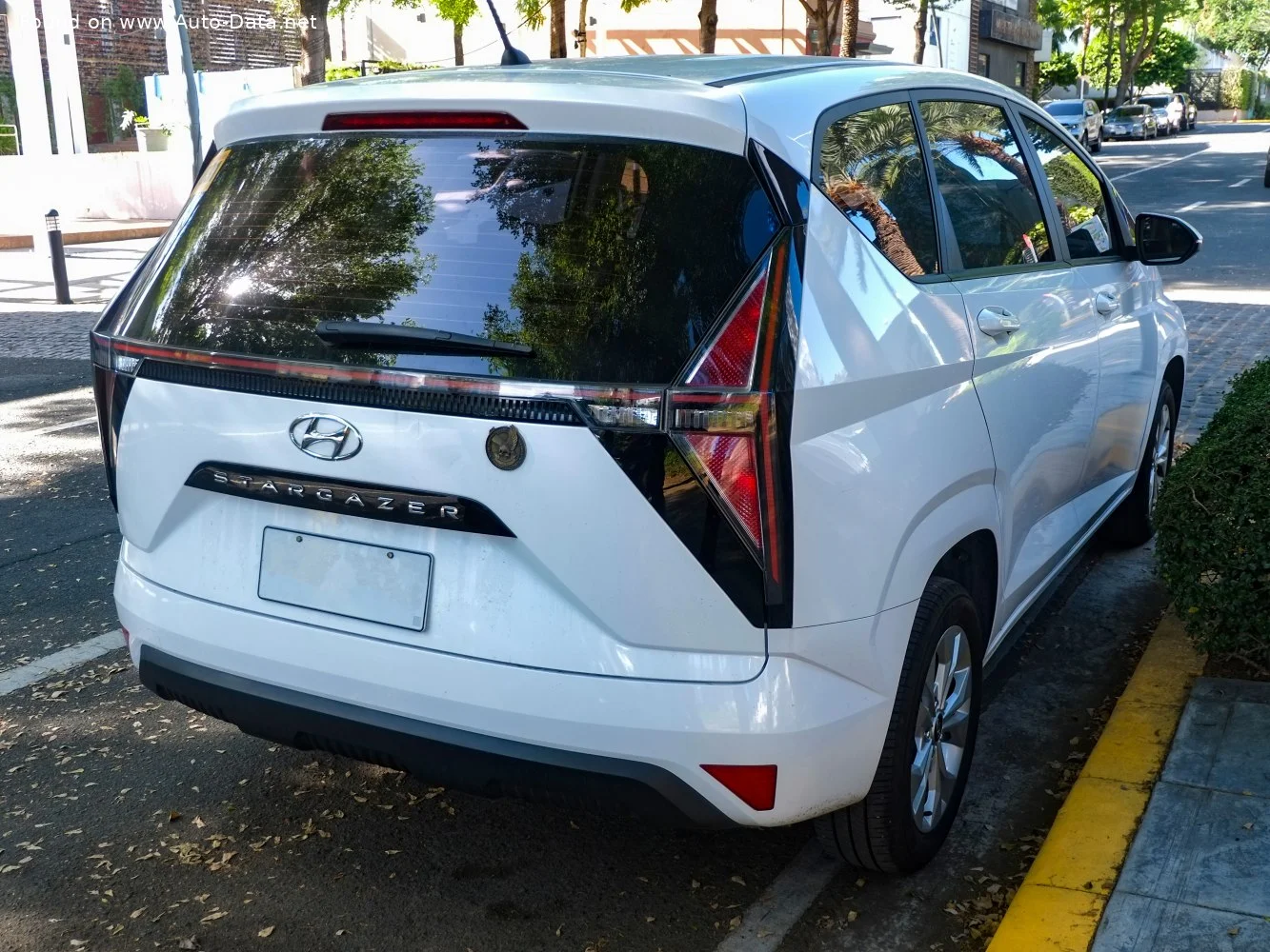 Hyundai Stargazer 1.5 (115 Hp)2022 - thumbnail 14
