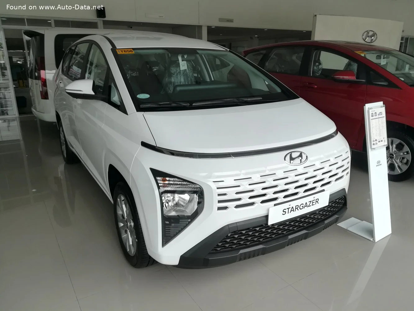 Hyundai Stargazer 1.5 (115 Hp)2022 - thumbnail 8