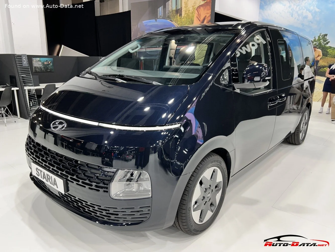 Hyundai Staria 1.6 T-GDI (225 Hp) Full Hybrid Automatic 7 Seat2024 - thumbnail 12