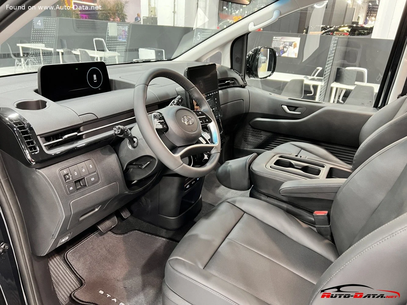 Hyundai Staria 1.6 T-GDI (225 Hp) Full Hybrid Automatic 7 Seat2024 - thumbnail 17