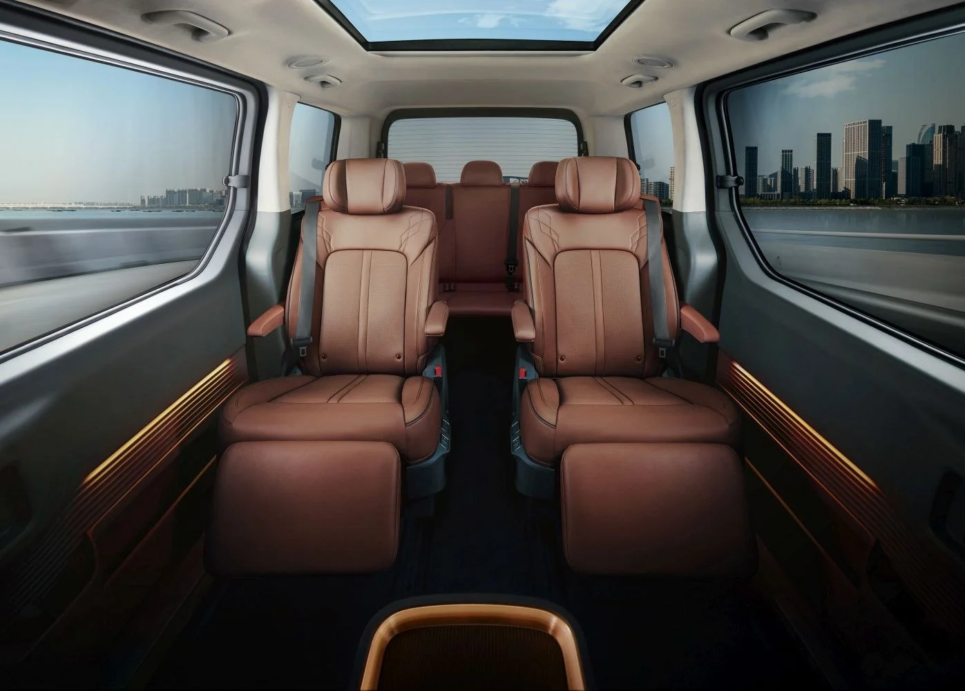 Hyundai Staria 1.6 T-GDI (225 Hp) Full Hybrid Automatic 7 Seat2024 - thumbnail 8