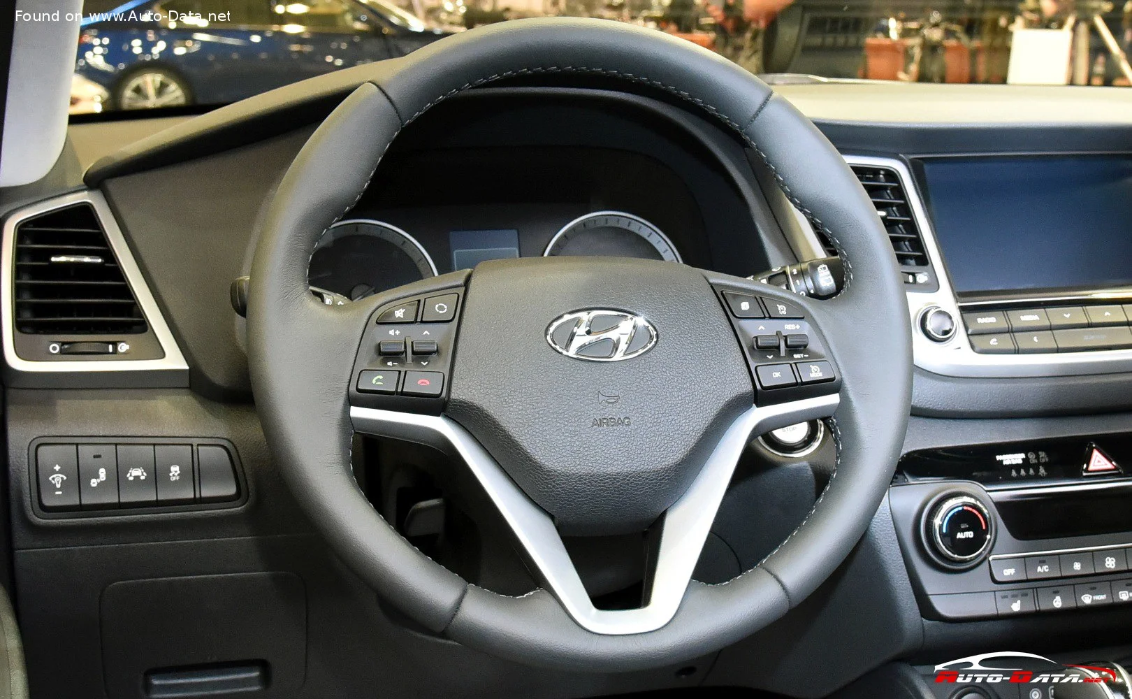 Hyundai Tucson 0.95 kWh (134 Hp) Fuel Cell2015 - 2018 thumbnail 6