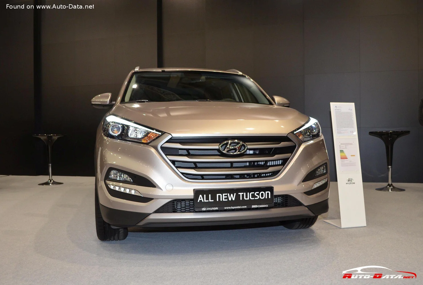 Hyundai Tucson 0.95 kWh (134 Hp) Fuel Cell2015 - 2018 thumbnail 8