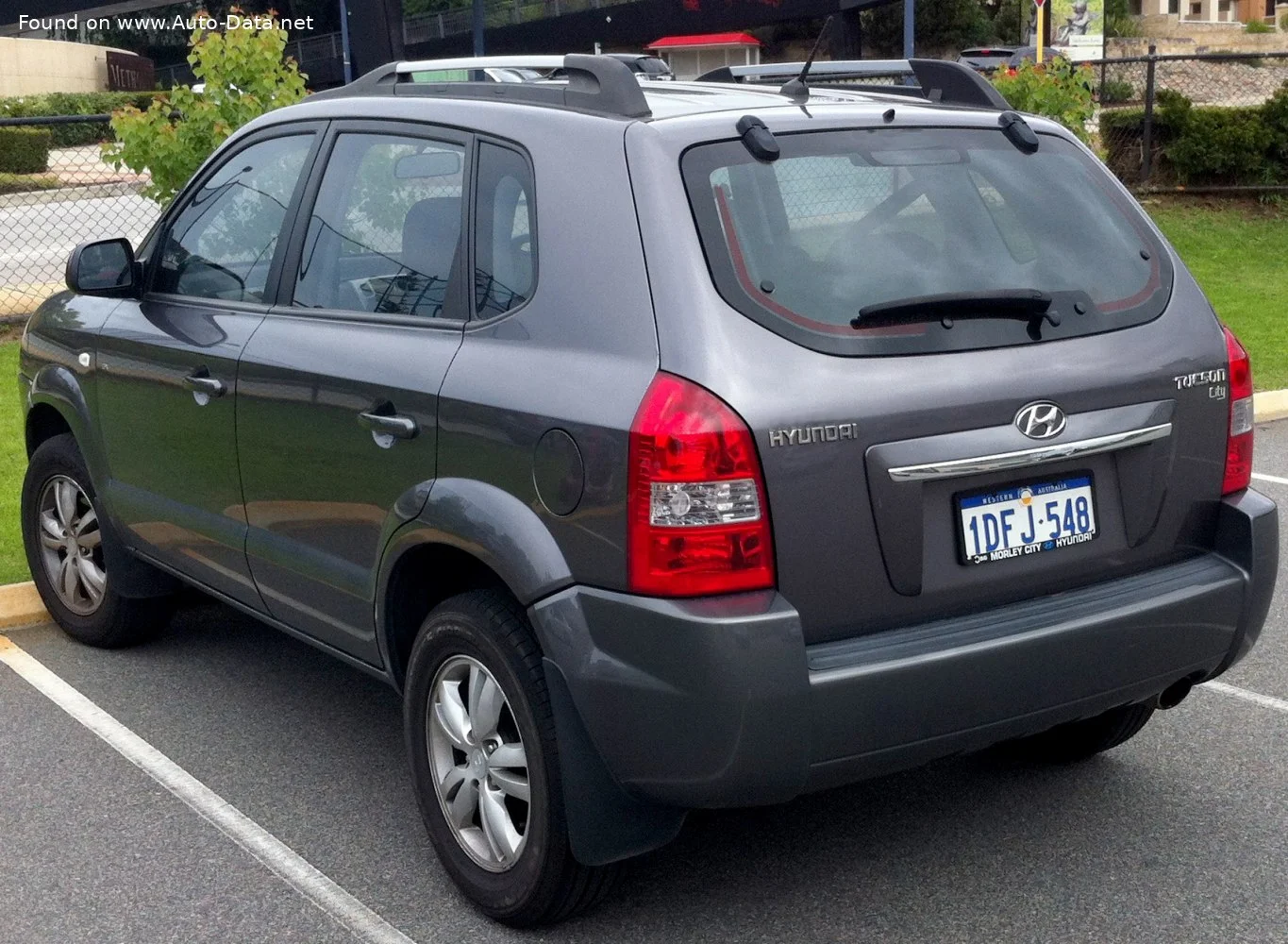 Hyundai Tucson 2.0 16V CRDi (140 Hp)2006 - 2008 thumbnail 2