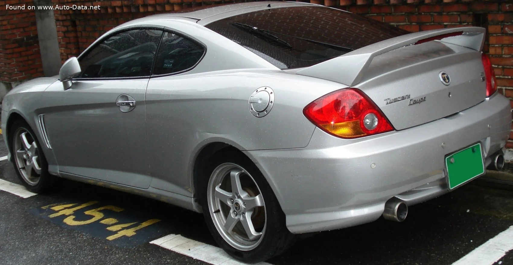 Hyundai Tuscani 2.0 (138 Hp)2006 - 2008 thumbnail 2