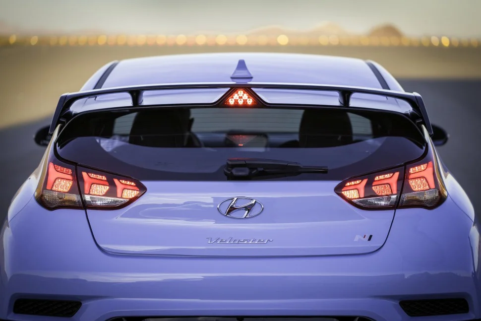 Hyundai Veloster 2.0 Turbo GDI (250 Hp)2019 - thumbnail 12