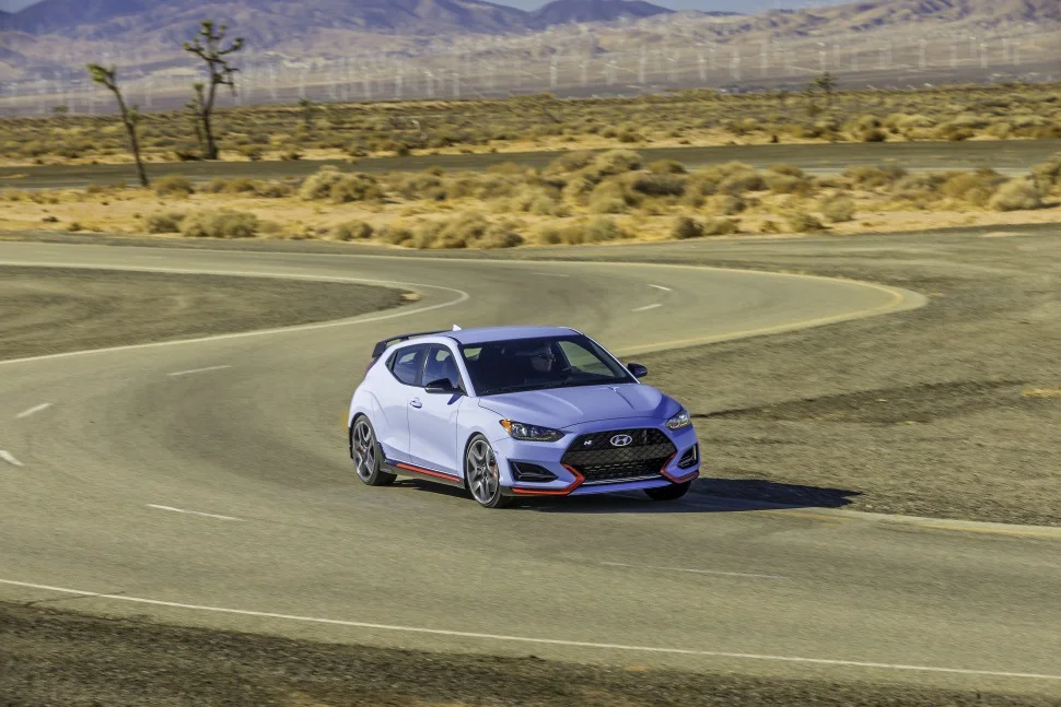 Hyundai Veloster 2.0 Turbo GDI (250 Hp)2019 - thumbnail 8